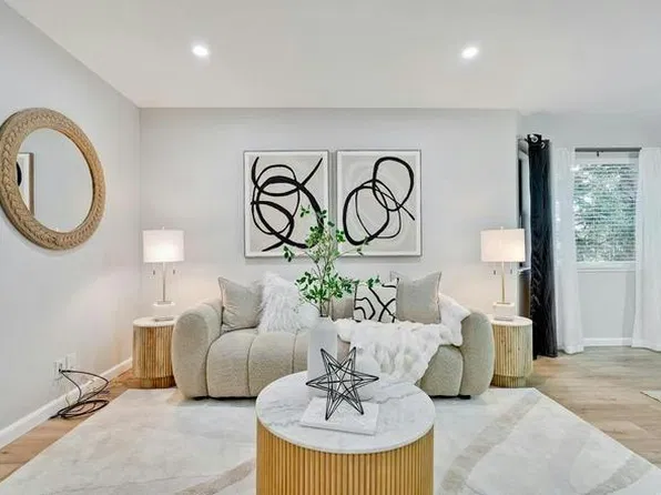 716 San Conrado Ter #44, Sunnyvale, CA 94085