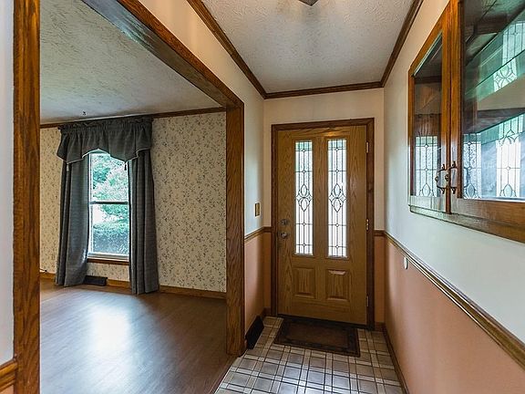 5th image of 213 Walnut Hill Dr