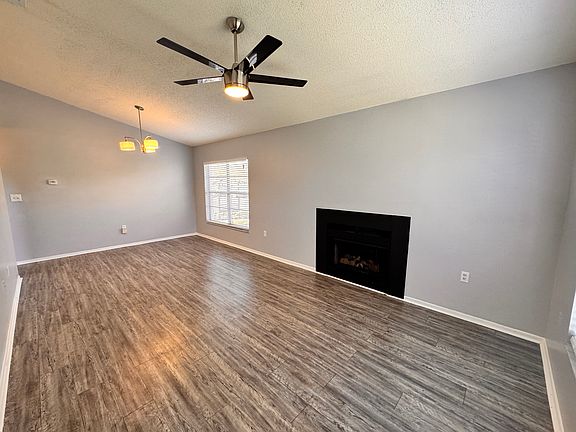 5th image of 3455 Countryside Blvd APT 12