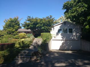 5766 61st Ave NE, Seattle, WA 98105