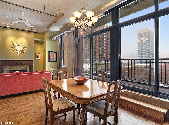 5th image of 1516 S Wabash Ave #504