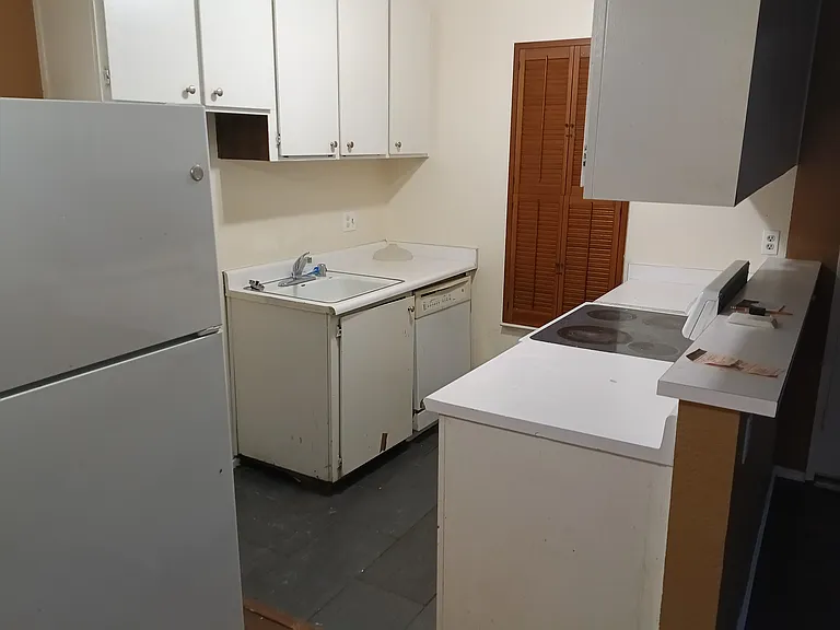 6724 Plymouth Rd #37 — Photo 5