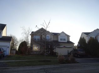 4630 Mackinac St, Lake In The Hills, IL 60156
