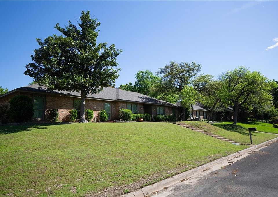 1st image of 8300 Whippoorwill Dr
