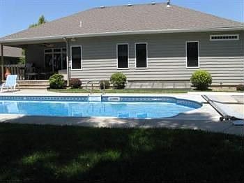 2nd image of 1624 Eaglecrest Ave