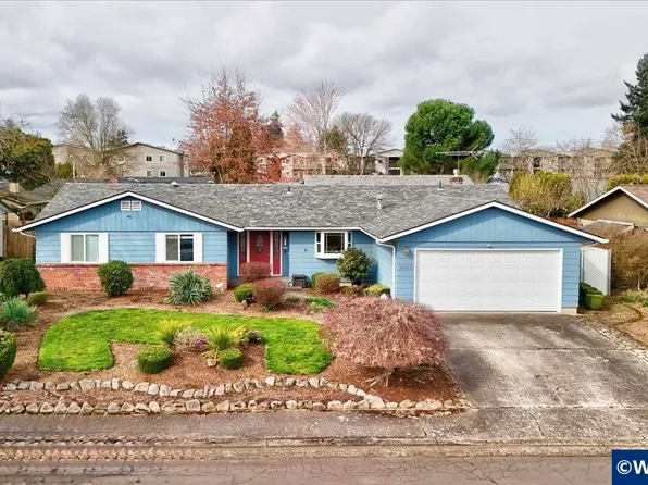 4661 Princess Ct NE, Salem, OR 97305