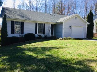 306 Springfield Ct, Fletcher, NC 28732