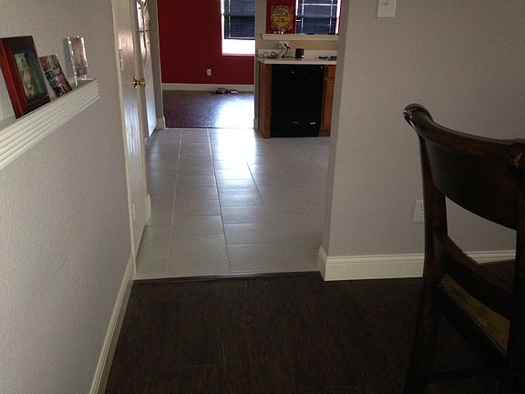 4th image of 1624 Fieldstone Dr