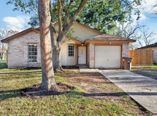 2901 Arkansas Ave, Dickinson, TX 77539
