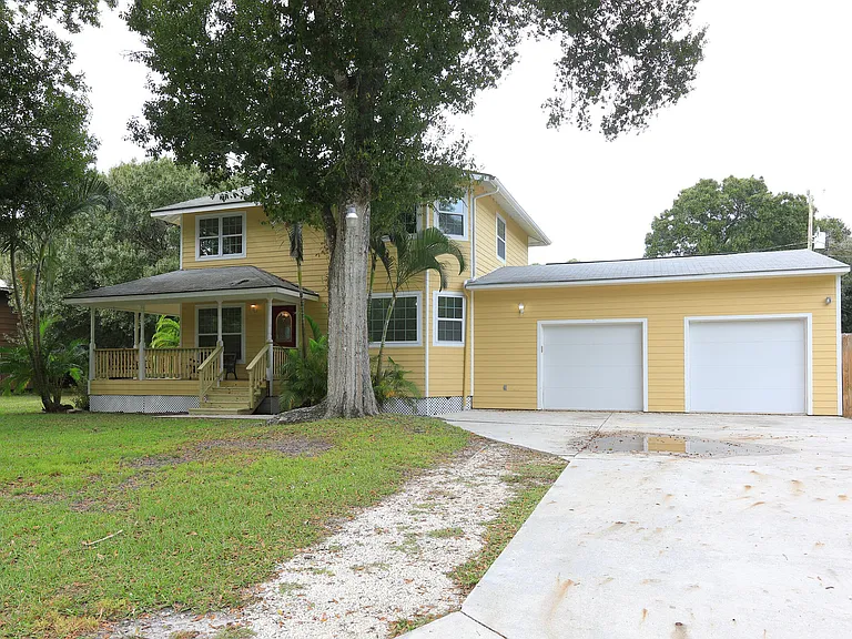 8004 Miramar Ave — Photo 1