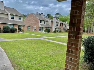 318 Pineridge St E, Mandeville, LA 70448