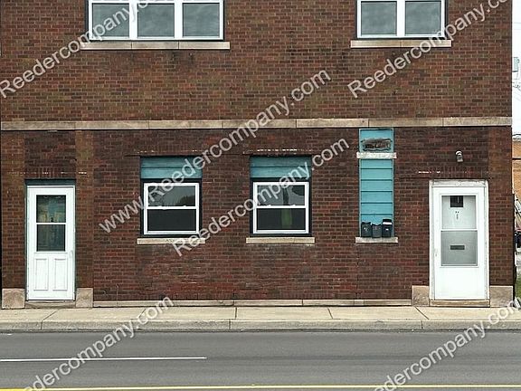 2nd image of 1916 Calumet Ave #23119C93C