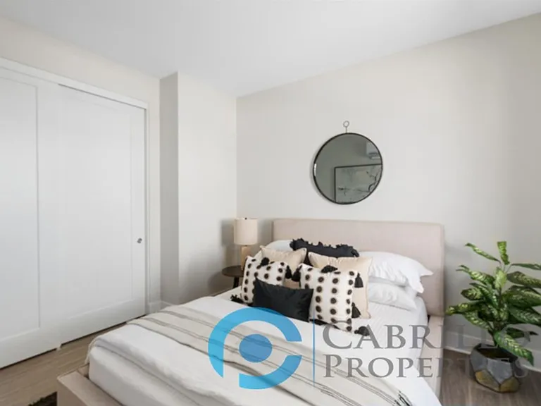 1675 Neptune Ave — Photo 77