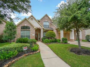 635 Doscher Ln, Sugar Land, TX 77479