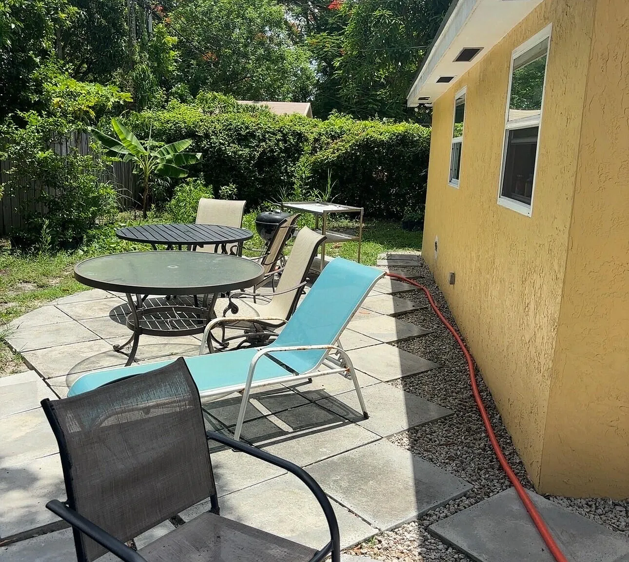 1 bed, 1.0 bath, 950 sqft, $1,100 — Photo 2