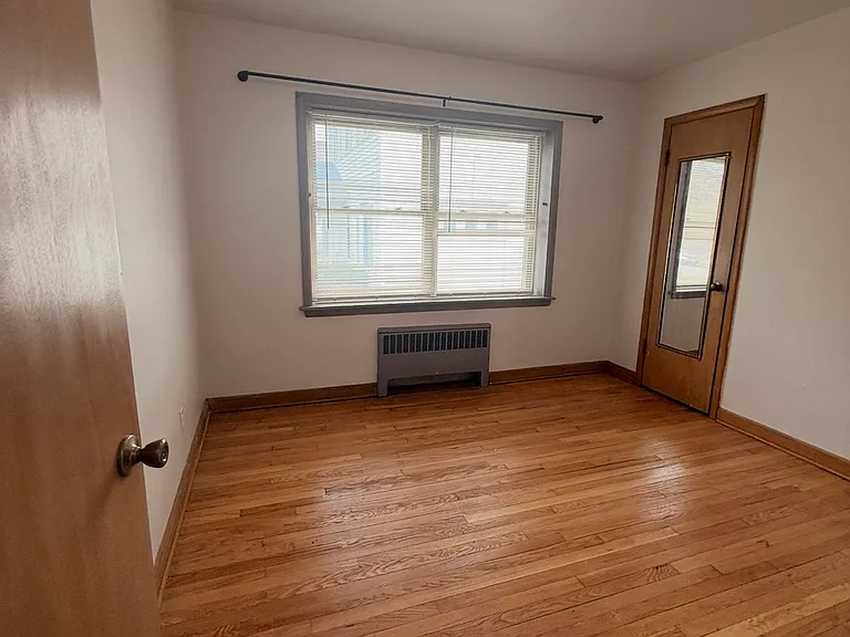 4006 N Farwell Ave #17 — Photo 6