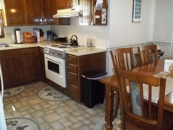 3rd image of 121 Altice Dr