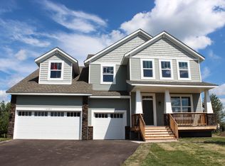 7918 Shadyview Ln N, Maple Grove, MN 55311