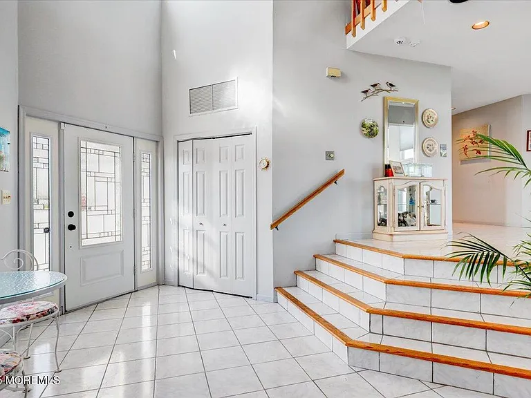 1207 Capstan Dr — Photo 13