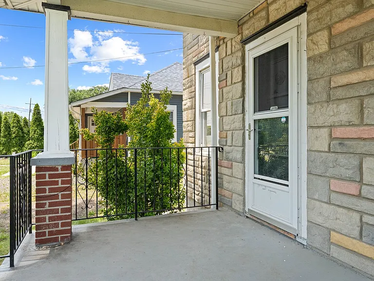 1101 Marne Hwy — Photo 22