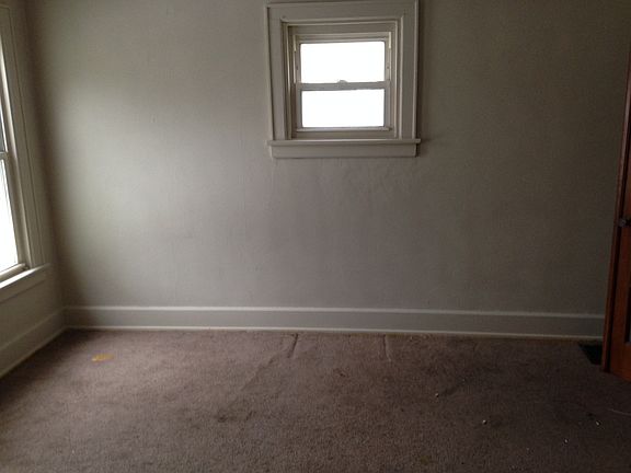 4th image of 559 Fairwood Ave