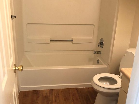 5th image of 2400 4th Ave APT 123