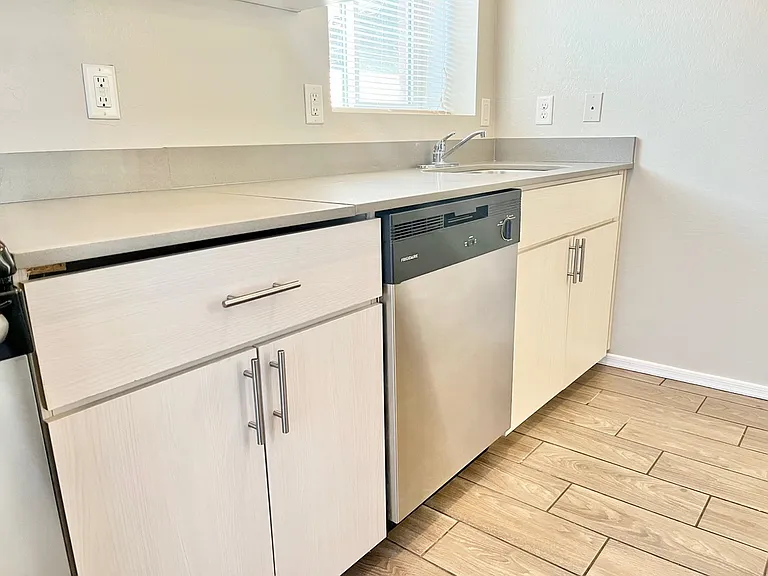 1301 E Thomas Rd #107 — Photo 8