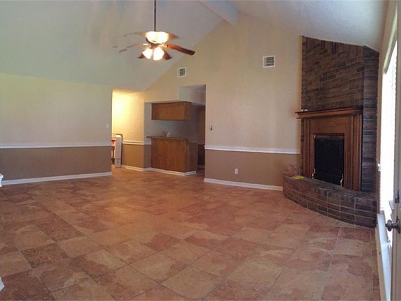 2nd image of 1815 Gaucho Dr