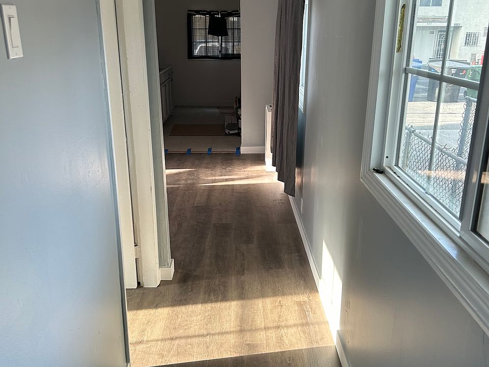 2nd image of 1721 Michigan Ave #1/2