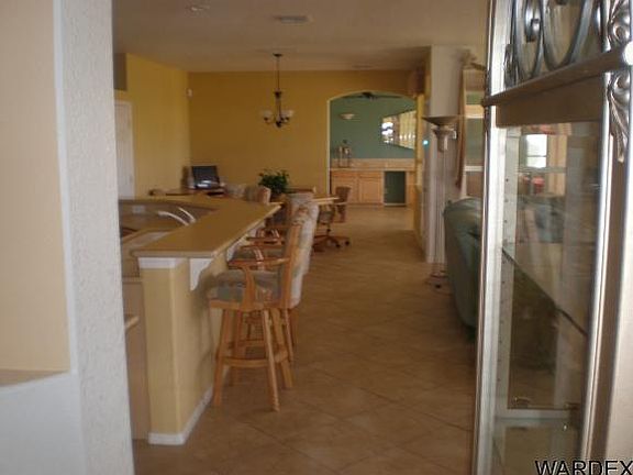 5th image of 893 Gates Ave