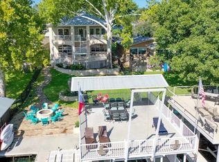 506 Riverside Dr, Kingsland, TX 78639