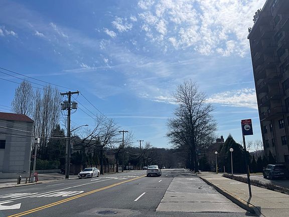 4th image of 1000 Clove Rd