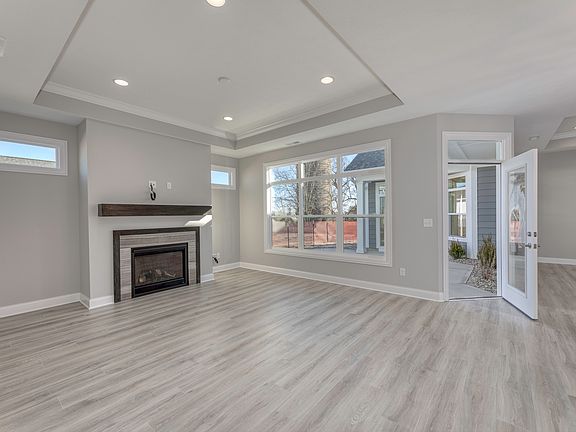 3rd image of 2659 Collins Dr