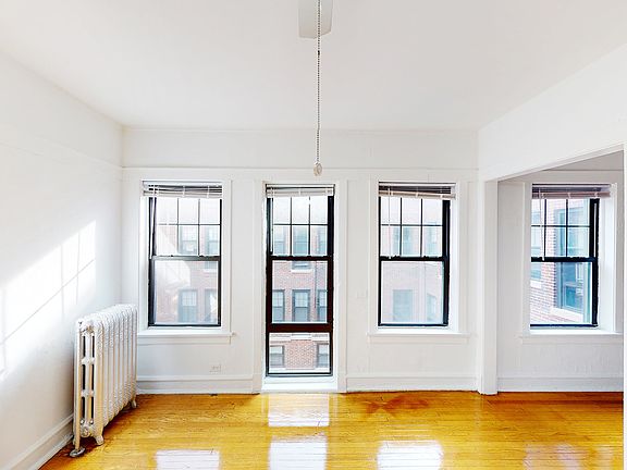 Dining/Living room