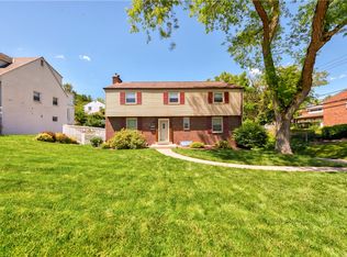 397 Maplewood Dr, Pittsburgh, PA 15243
