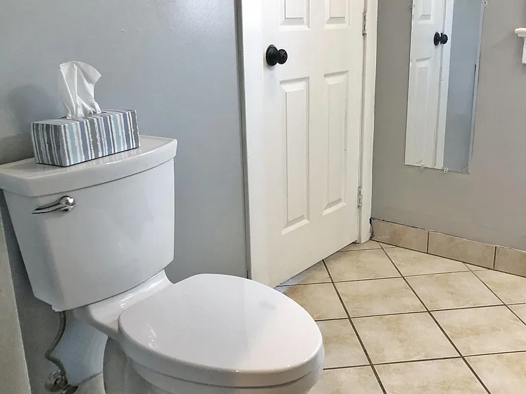 4468 Adams St — Photo 16