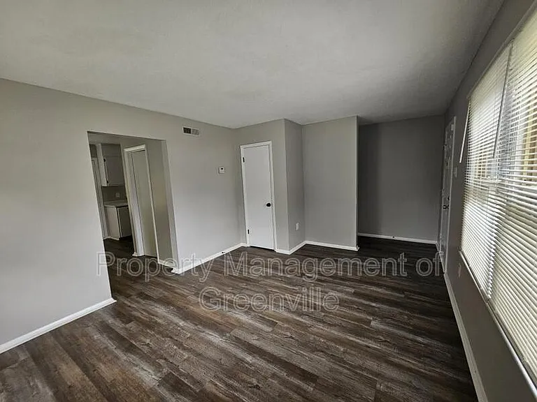 6526 White Horse Rd #9A — Photo 10
