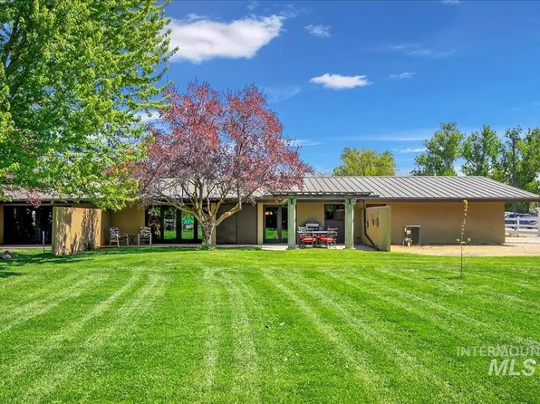 101/103 Minot St, Middleton, ID 83644