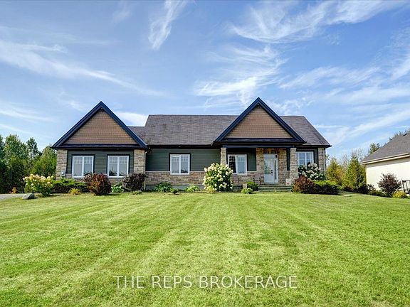2nd image of 206 Country Lane Dr W