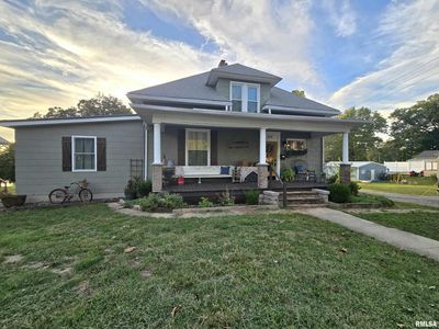 210 N Virginia St, Mc Leansboro, IL, 62859