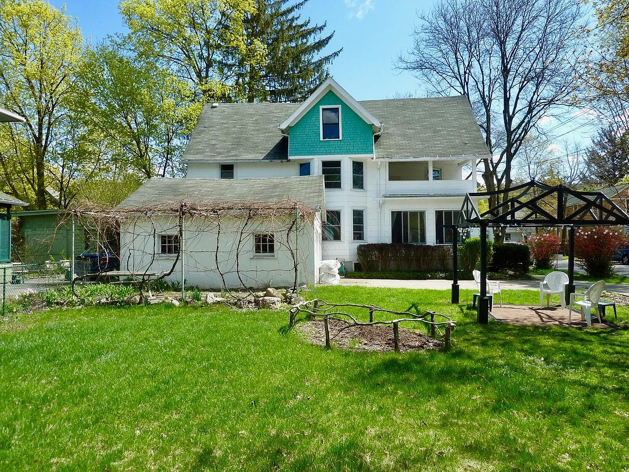 104 E Lewis St Ithaca Ny 14850 Zillow