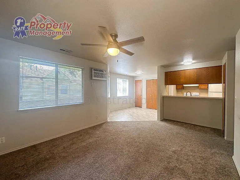 2899 W Malad St — Photo 5