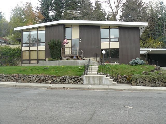 1st image of 1725 NE Wheatland Dr