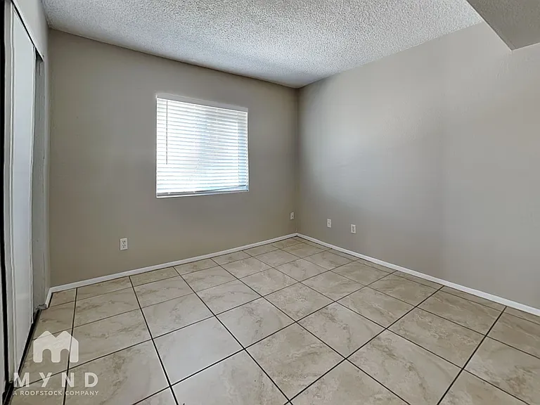 8343 N 59th Dr — Photo 12