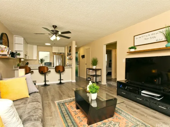 46-232 Kahuhipa St APT C105, Kaneohe, HI 96744