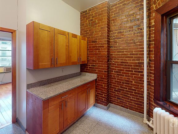 4th image of 421 E 73rd St APT 3C