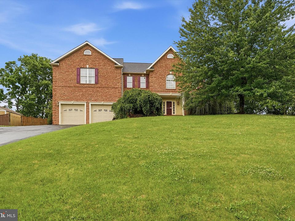 1st image of 11406 Rolling Green Pl