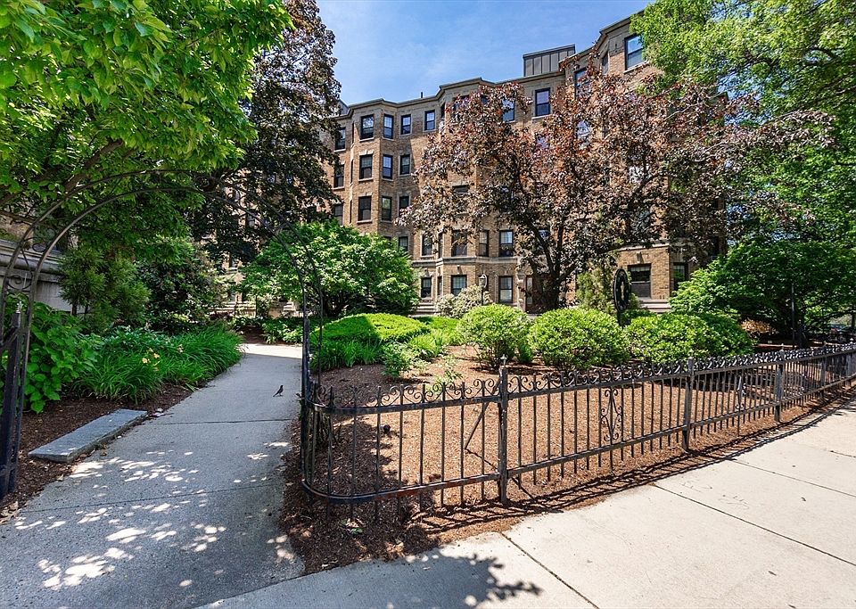 1st image of 118 Riverway APT 22
