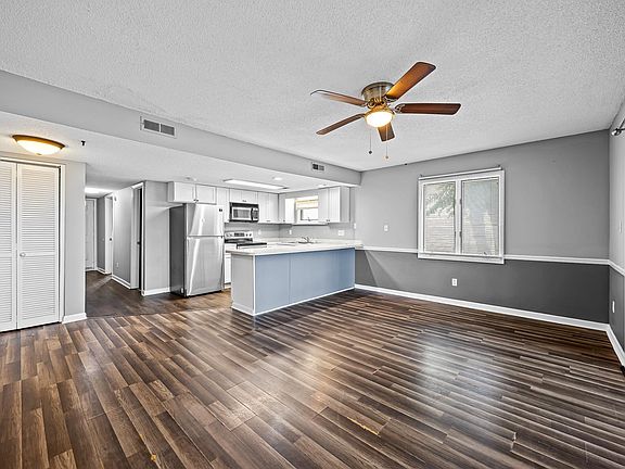 3rd image of 700 Deer Creek Rd. #7-A