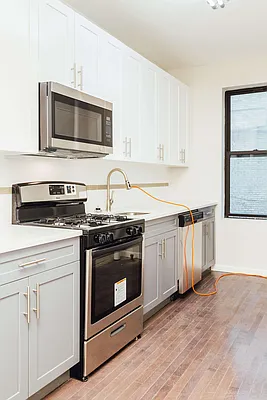 Rented by Nooklyn NYC LLC | media 26